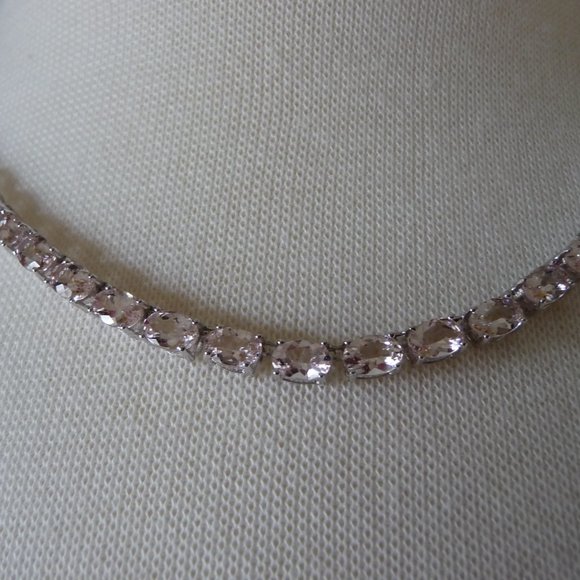 Mozambique Morganite necklace & bracelet set - Picture 6 of 7